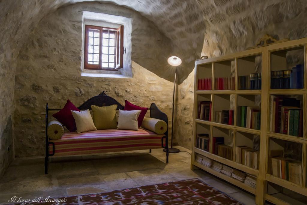 Il Borgo Dell'Arcangelo Tuili Exteriér fotografie