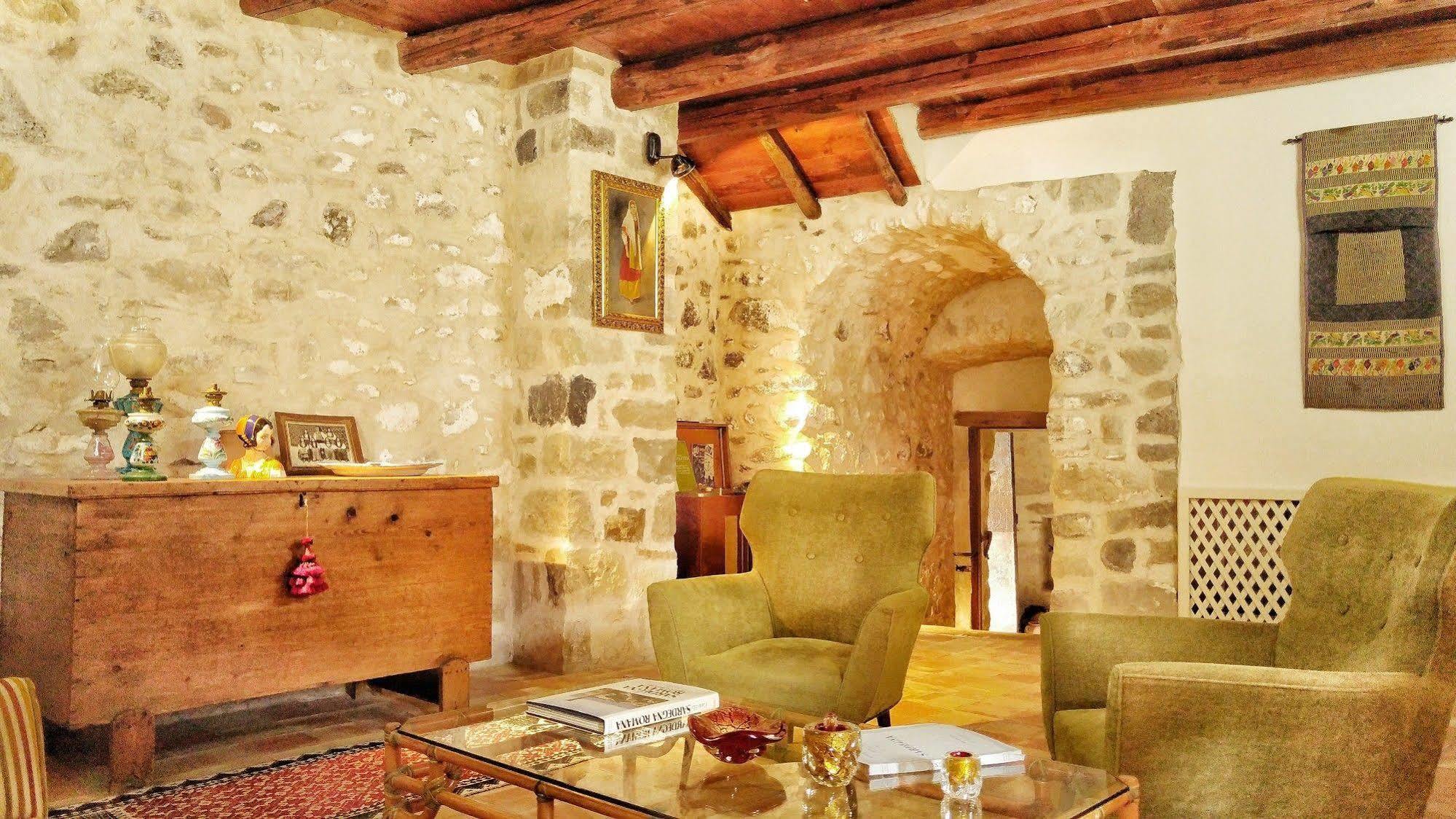 Il Borgo Dell'Arcangelo Tuili Exteriér fotografie